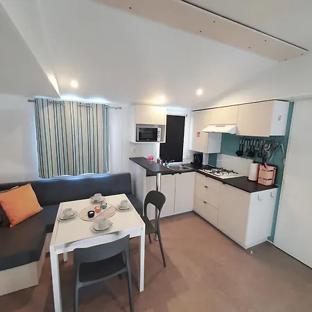 Prázdninový dům Campingland Ostsee - Mobilheim A1seestern